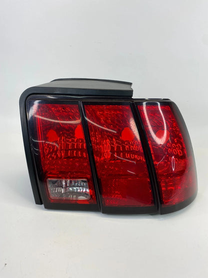 1999-2004 FORD MUSTANG REAR RIGHT PASSENGER SIDE TAIL LIGHT XR3313B504 OEM