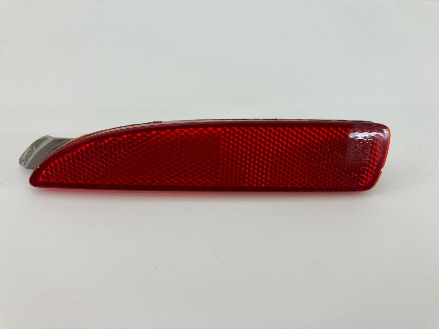 2004 05 06 07 08 2009 MAZDA 3 REAR LEFT DRIVER SIDE MARKER LIGHT LAMP P3945A OEM