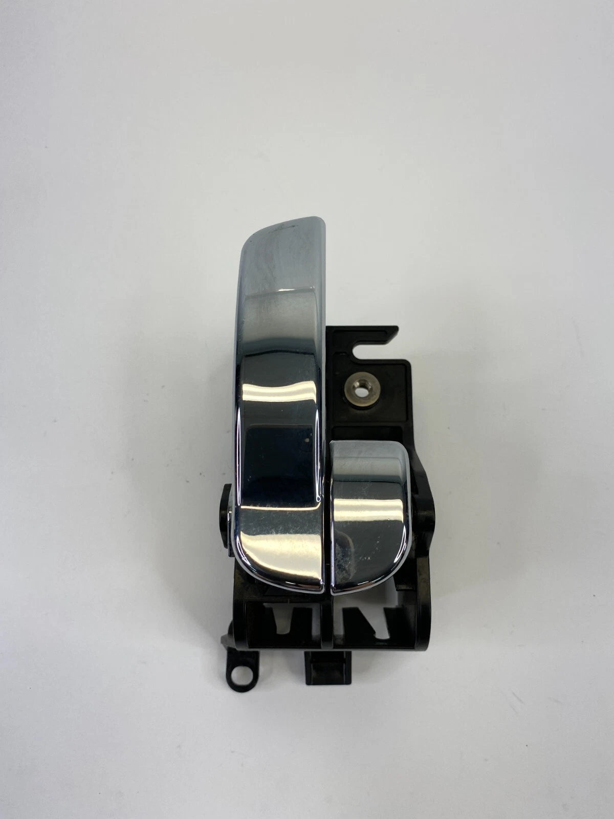 2005-2015 NISSAN XTERRA FRONT RIGHT INTERIOR DOOR HANDLE ASSY 80670-EA000 OEM