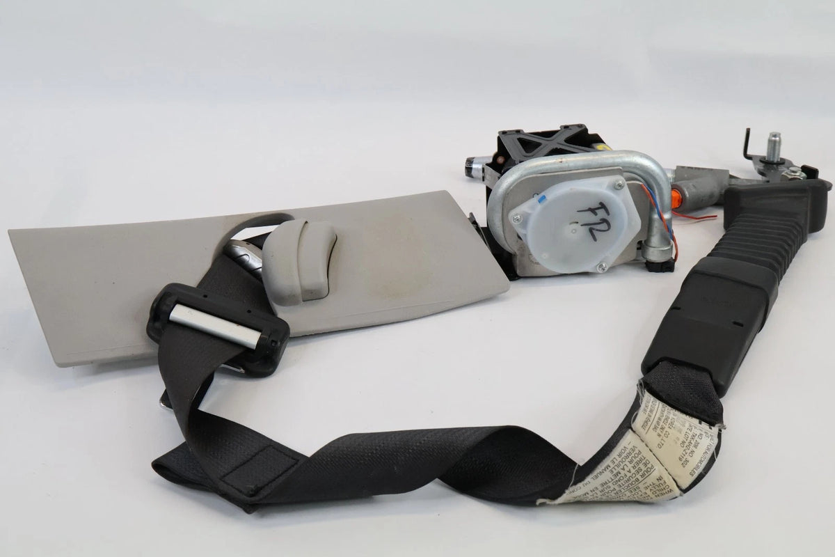 2012 2013 KIA SOUL FRONT RIGHT PASSENGER SIDE SEAT BELT RETRACTOR 88820-2K610