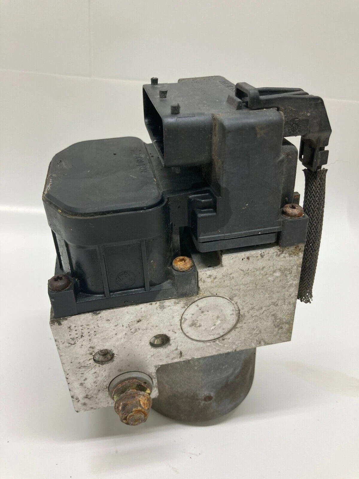 2000 2001 SUBARU LEGACY 2.5L ABS ANTI LOCK BRAKE PUMP CONTROL MODULE 27531AC05A