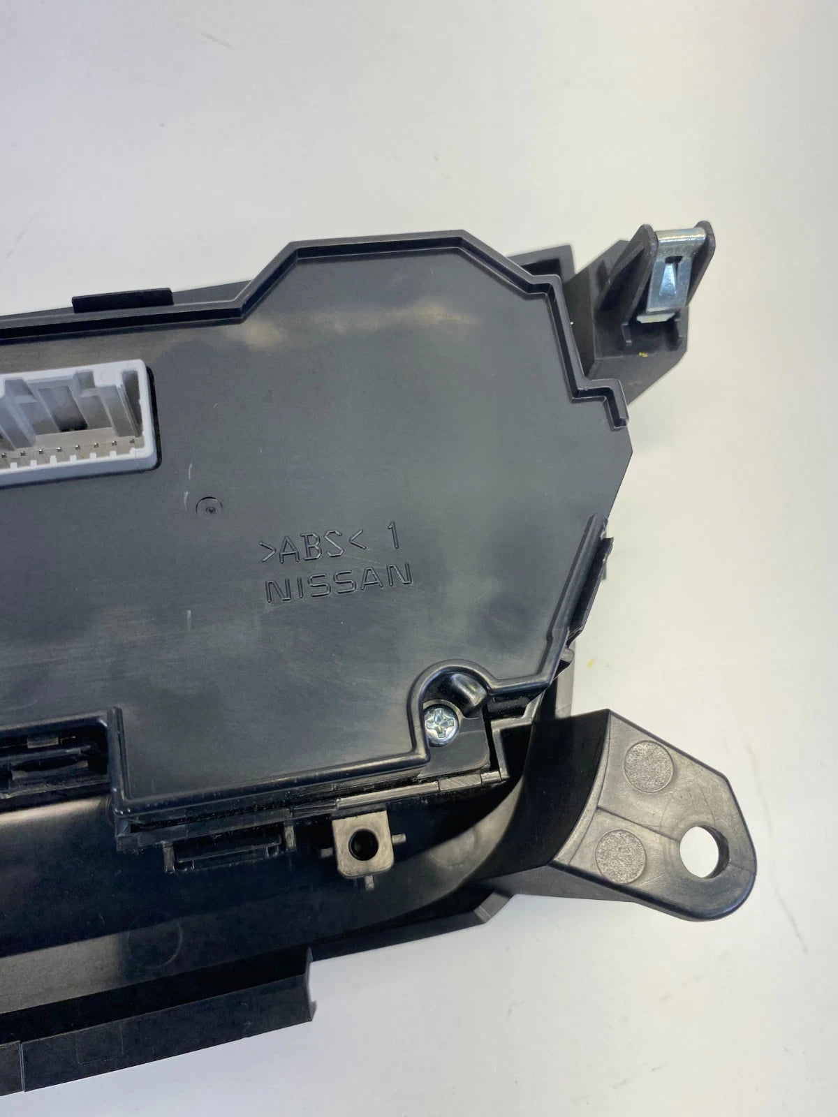 2015-2019 NISSAN SENTRA FRONT DASH AC HEATER CLIMATE CONTROL UNIT OEM 275004AT2A