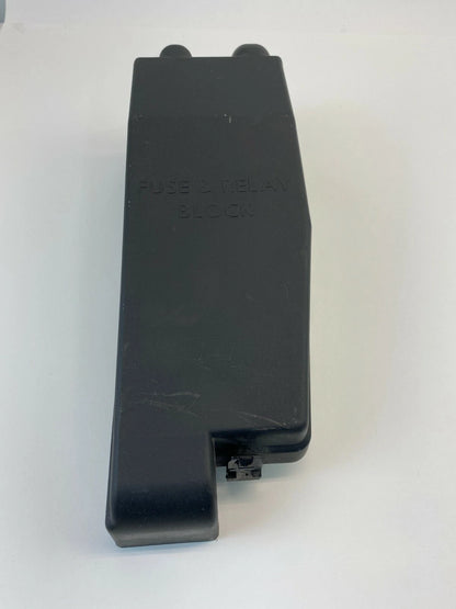 2007 2008 HYUNDAI ENTOURAGE ENGINE FUSE RELAY BOX UPPER COVER JUNCTION BLOCK OEM