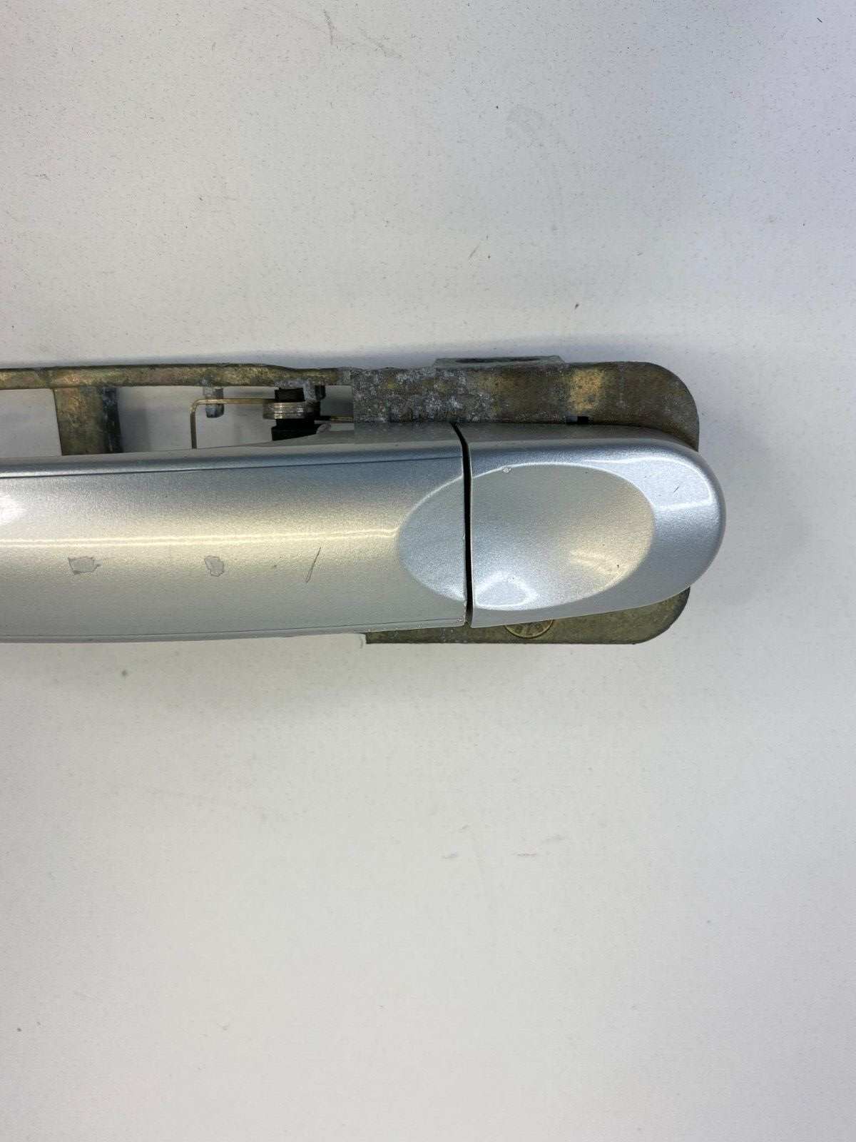 1998-2010 Volkswagen New Beetle Hatchback Front Right Exterior Door Handle Assy