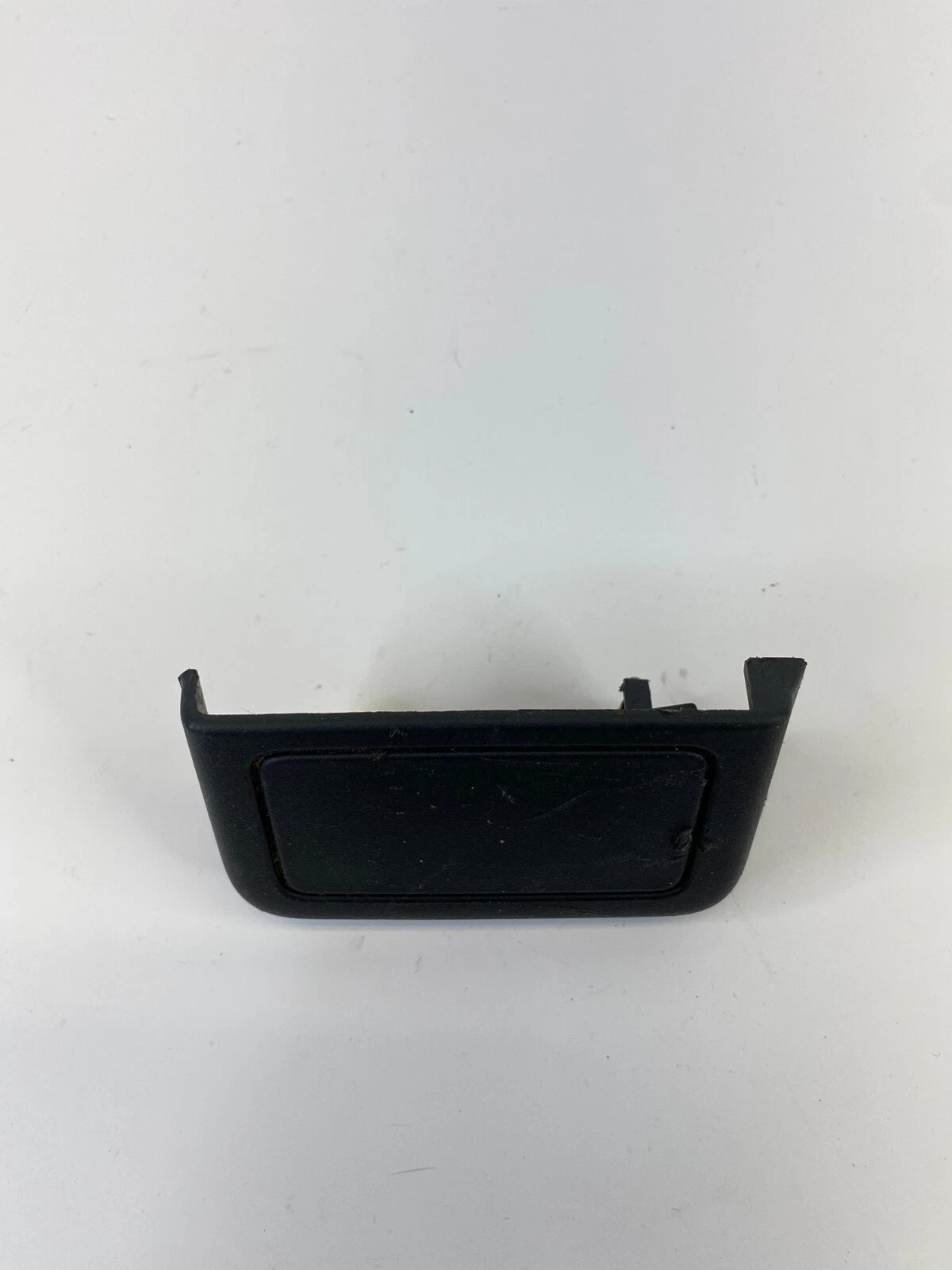 09-12 CHEVROLET TRAVERSE RIGHT SIDE SEAT TRACK BOLT COVER END CAP TRIM 1193872