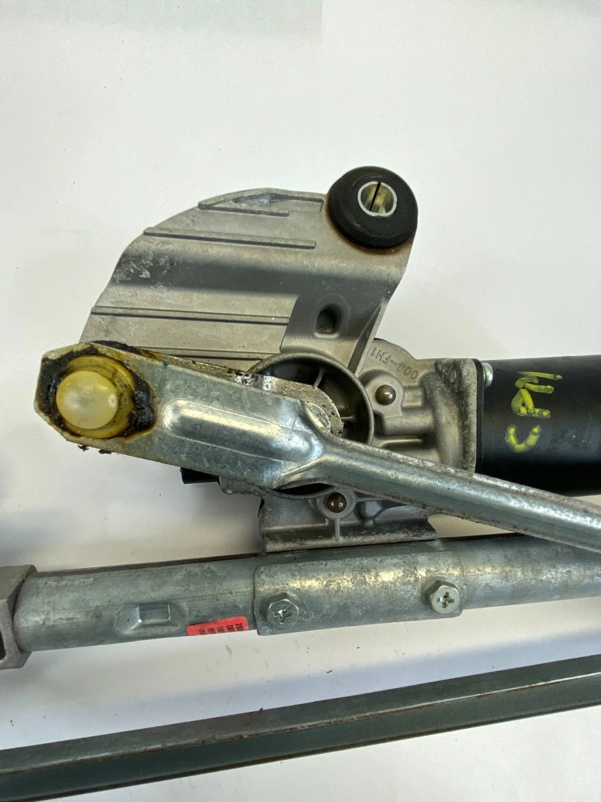 2007-2012 NISSAN ALTIMA SEDAN FRONT WINDSHIELD WIPER MOTOR W/ LINKAGE 288002XD1A