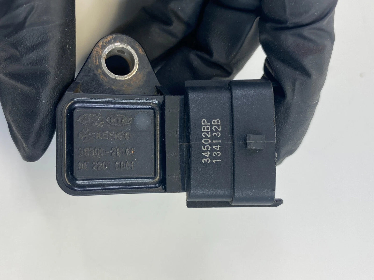2011-2019 HYUNDAI ELANTRA AIR PRESSURE MANIFOLD MAP BOOST SENSOR 39300-2B100 OEM