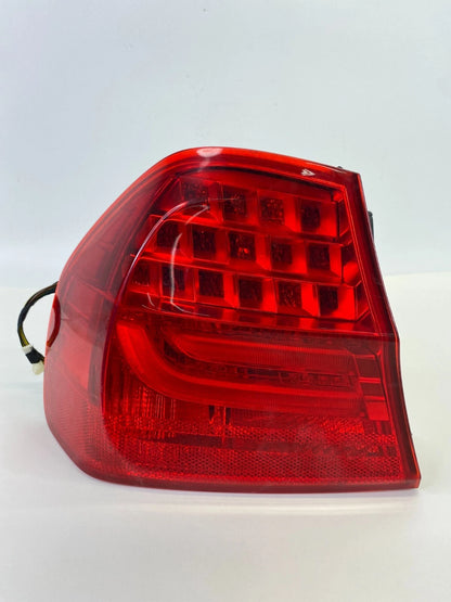 09-11 BMW 328I 328I XDRIVE LEFT DRIVER OUTER TAIL LIGHT TAILLIGHT 7289429 OEM