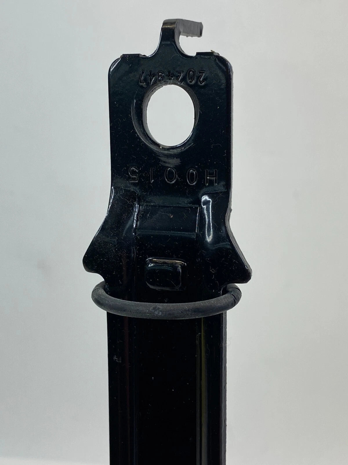 2006-2010 HYUNDAI SONATA SEDAN FRONT RIGHT SIDE SEAT BELT HEIGHT ADJUSTER OEM
