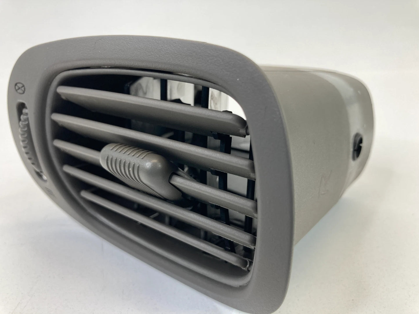 2001-2003 CHRYSLER TOWN DASH RIGHT PASSENGER SIDE AIR VENT GRILLE OSC95TRMAA