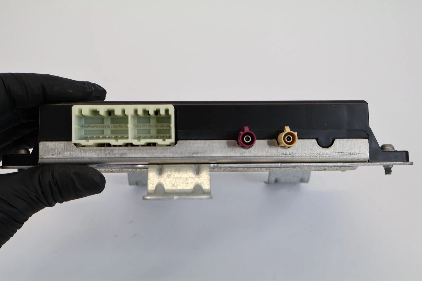 2020-2024 FORD EXPLORER TELEMATICS COMMUNICATION CONTROL MODULE LB5T-14G229-AR