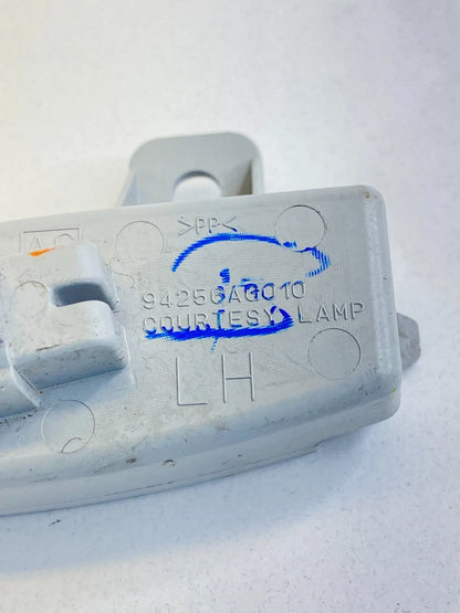 2005-2009 SUBARU LEGACY FRONT LEFT DRIVER DOOR COURTESY LIGHT LAMP 94256AG010