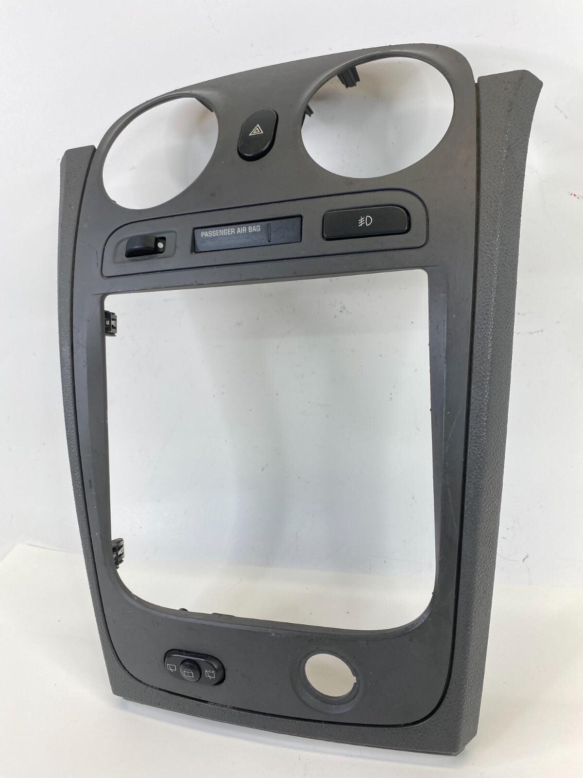 2006-2008 Chevrolet HHR Center Dash Radio Climate Control Bezel Trim Panel OEM