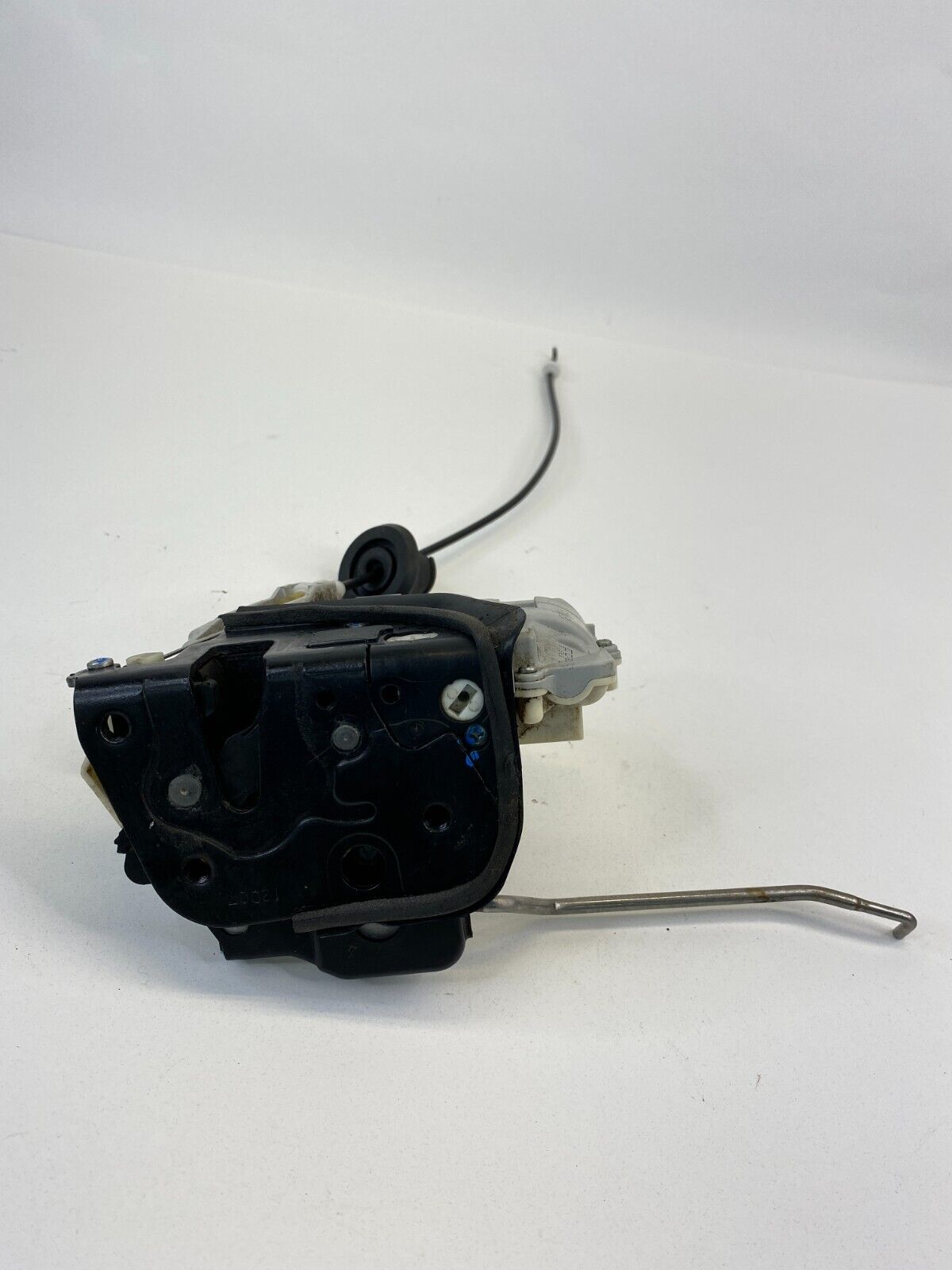 2003-2009 Audi A4 Front Right Side Door Lock Latch Release Actuator 8E1837016AB