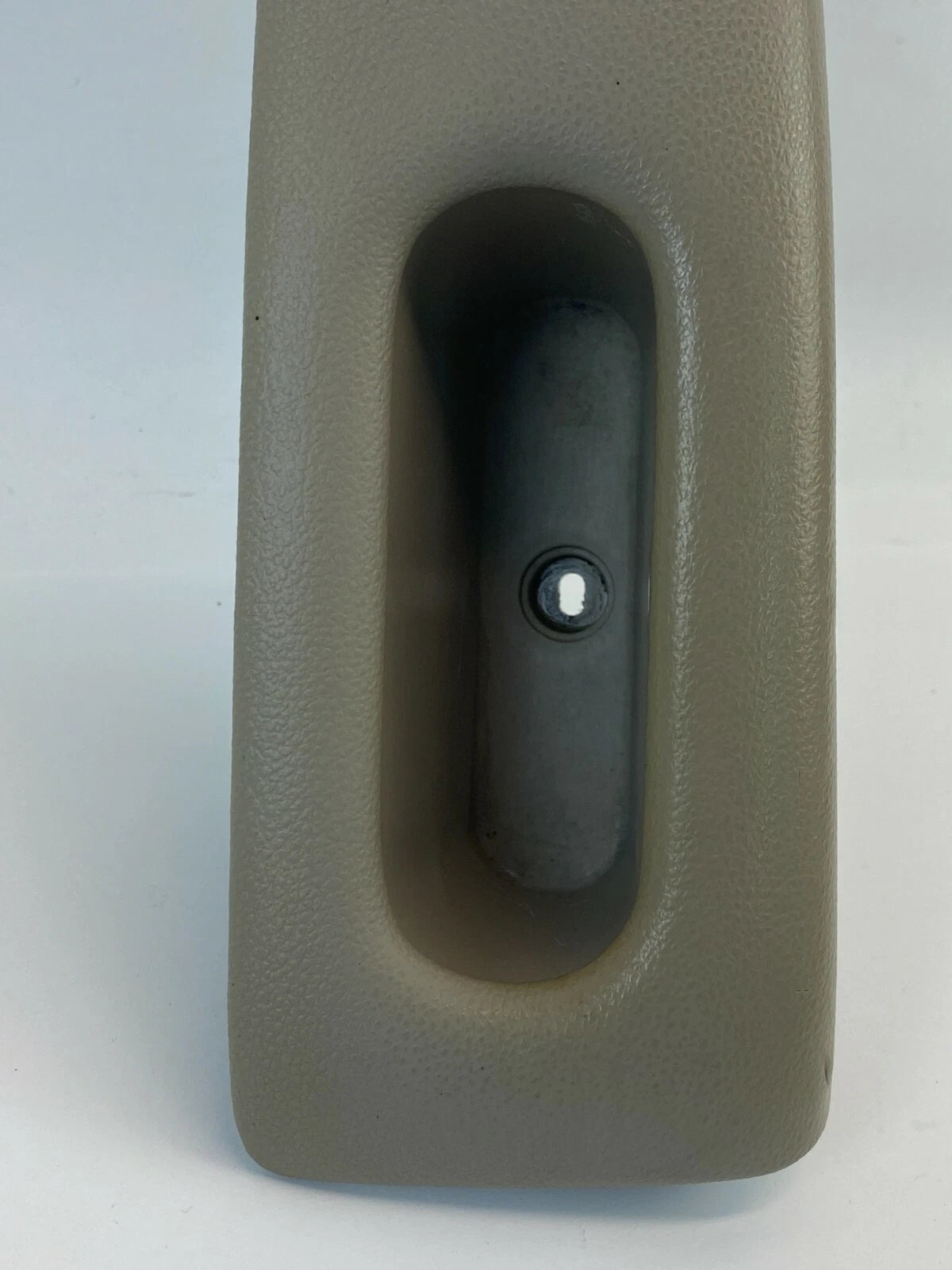 2006-2008 KIA OPTIMA FRONT RIGHT DOOR ARMREST PULL HANDLE 82740-2G000 OEM