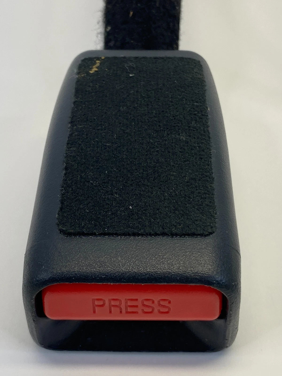 2014 2015 14 15 KIA SORENTO FRONT RIGHT PASSENGER SIDE SEAT BELT BUCKLE OEM