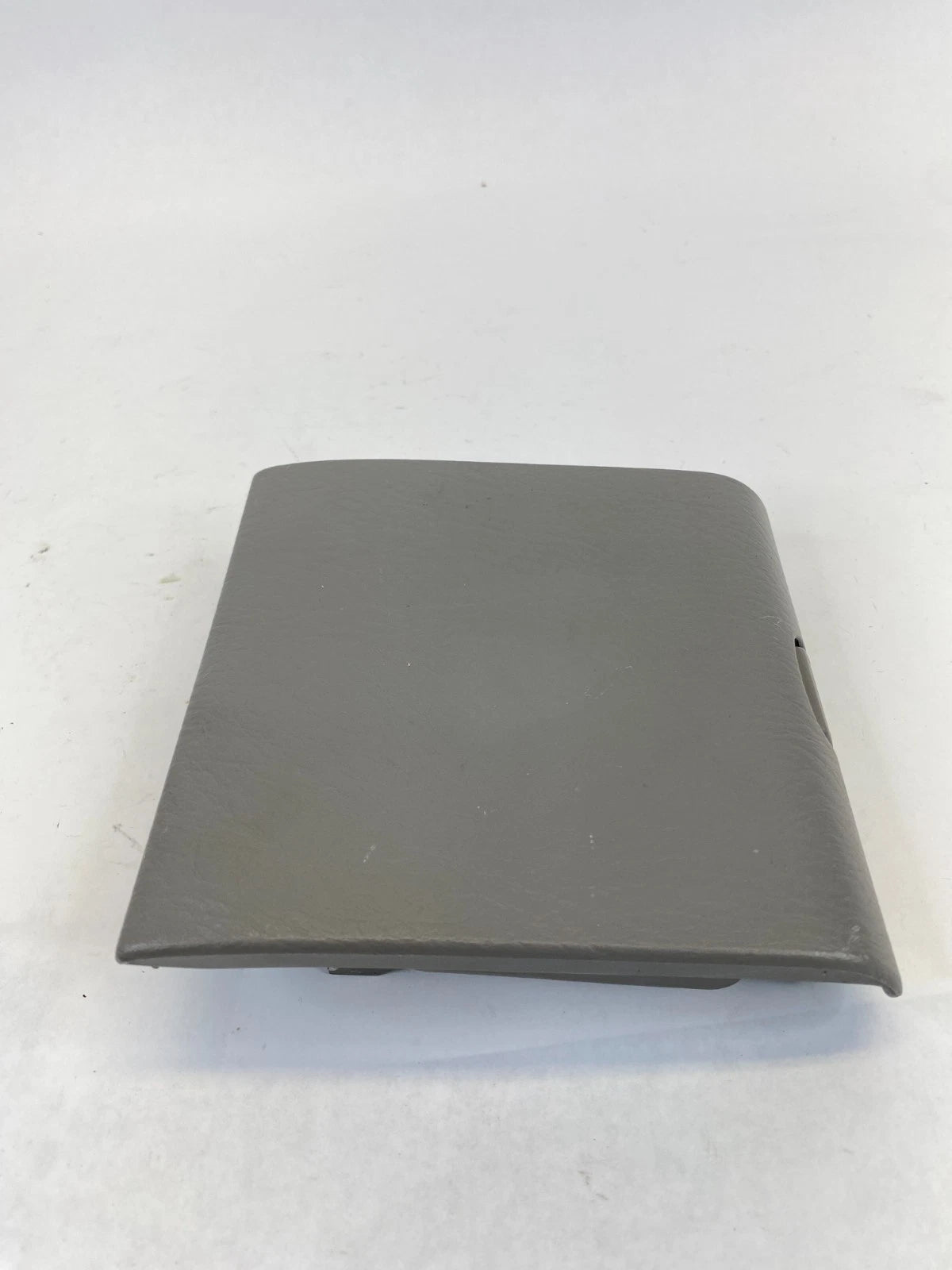 2002-2004 HONDA ODYSSEY SECOND ROW SEAT SIDE FLIP UP CUP HOLDER GRAY OEM