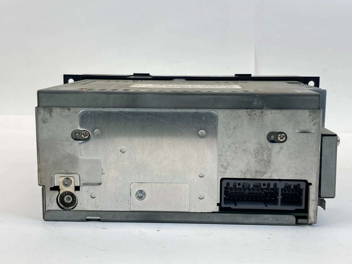 2005-2007 JEEP GRAND CHEROKEE STEREO RADIO AM/FM CD PLAYER UNIT 05064072AD