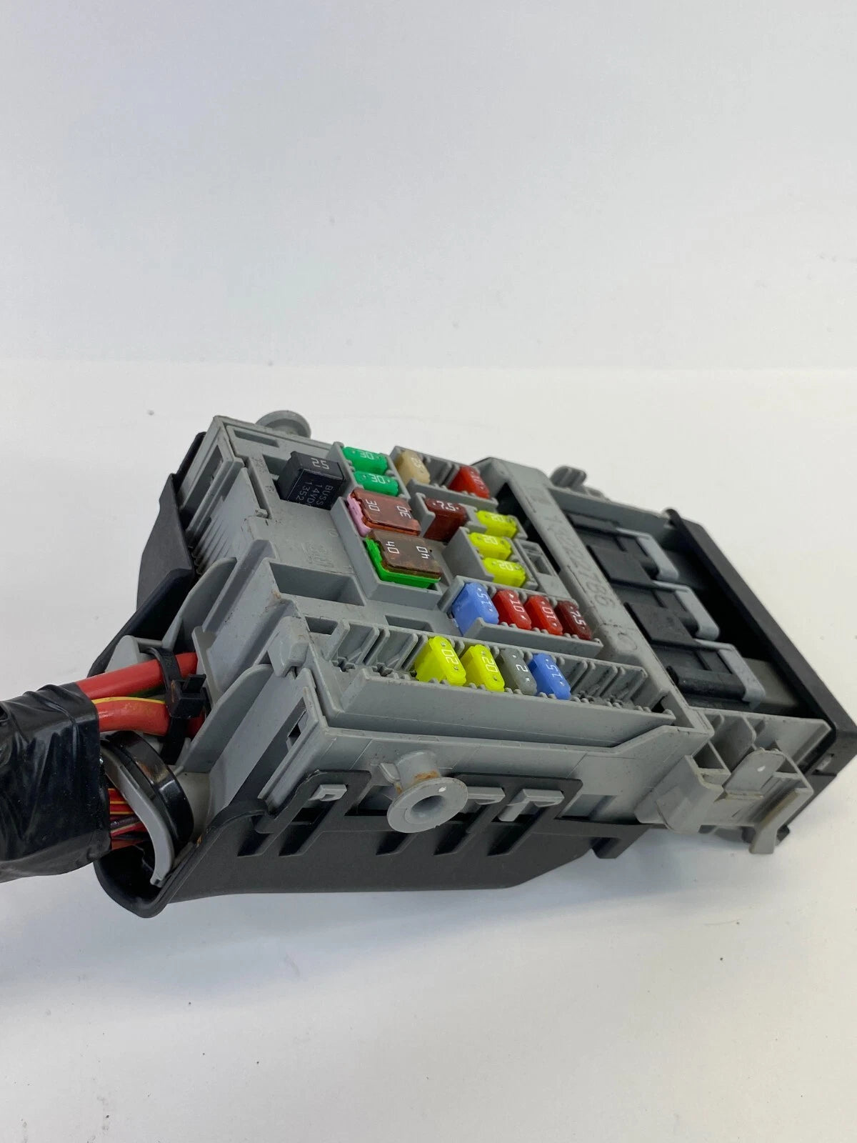 2011-2014 CHEVROLET CRUZE 1.4L L4 A/T INTERIOR DASH FUSE BOX RELAY 13222786 OEM