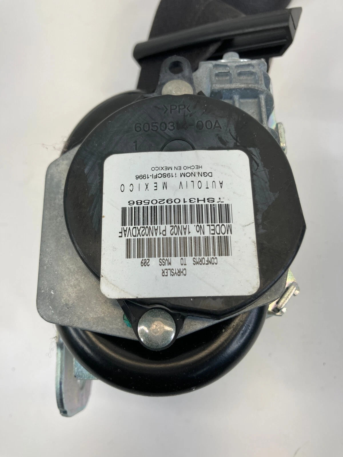 2009 2010 DODGE JOURNEY FRONT RIGHT PASSENGER SIDE SEAT BELT RETRACTOR OEM