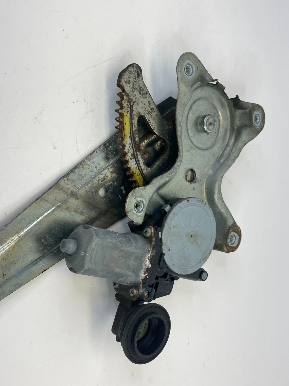 2006-2008 LEXUS IS250 IS350 REAR LEFT BACK DOOR POWER WINDOW MOTOR 85710-58010