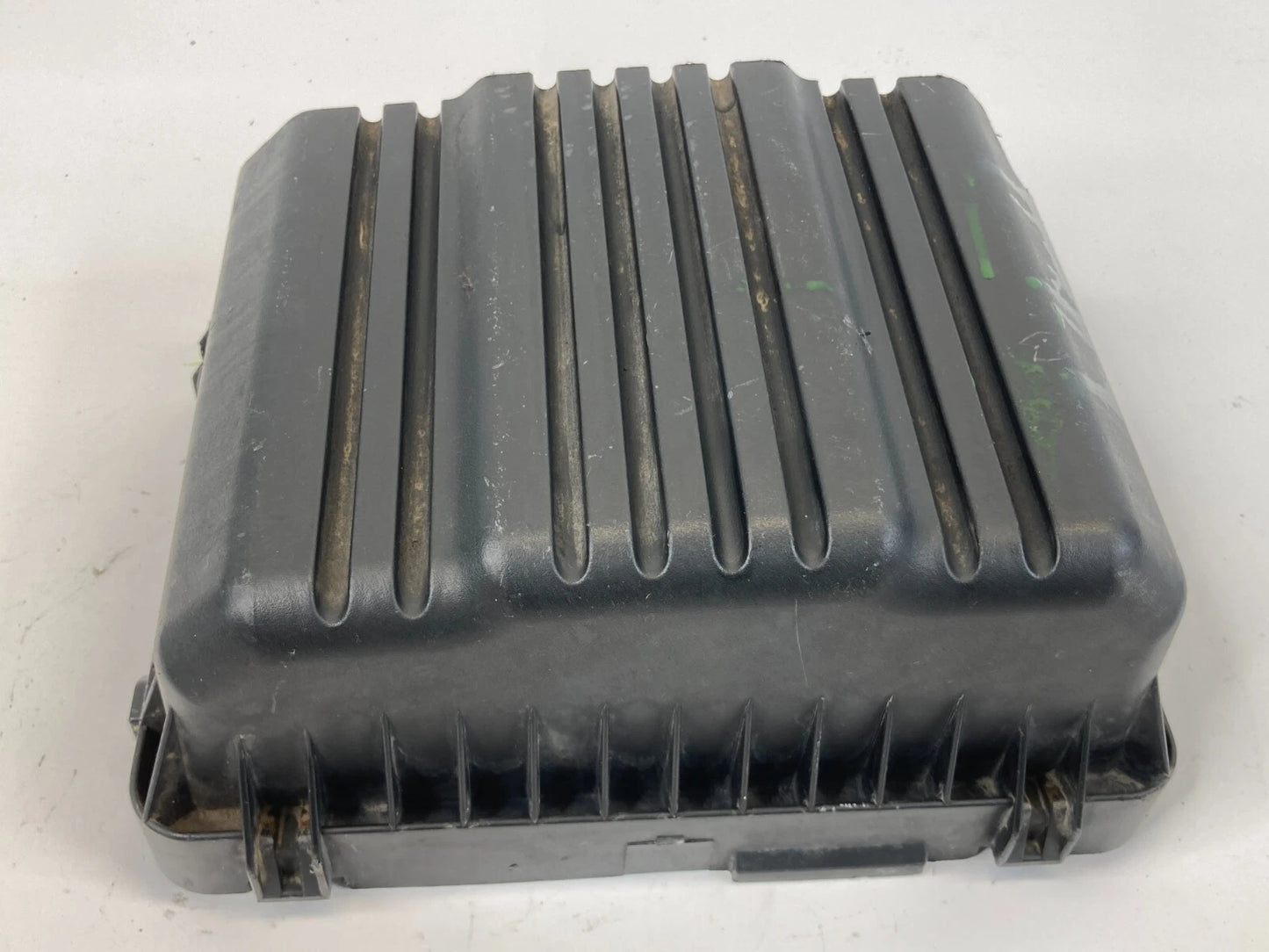 2003-2005 HONDA CIVIC HYBRID 1.3L L4 A/T AIR INTAKE CLEANER BOX COVER CAP OEM