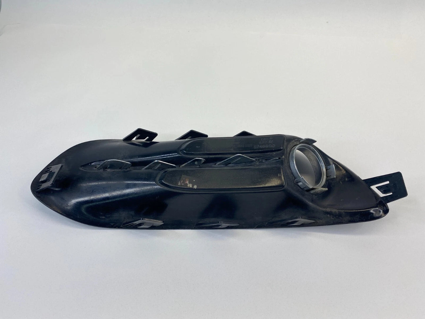 2013-2015 DODGE DART FRONT RIGHT PASSENGER FOG LIGHT LAMP BEZEL COVER 68081498AA