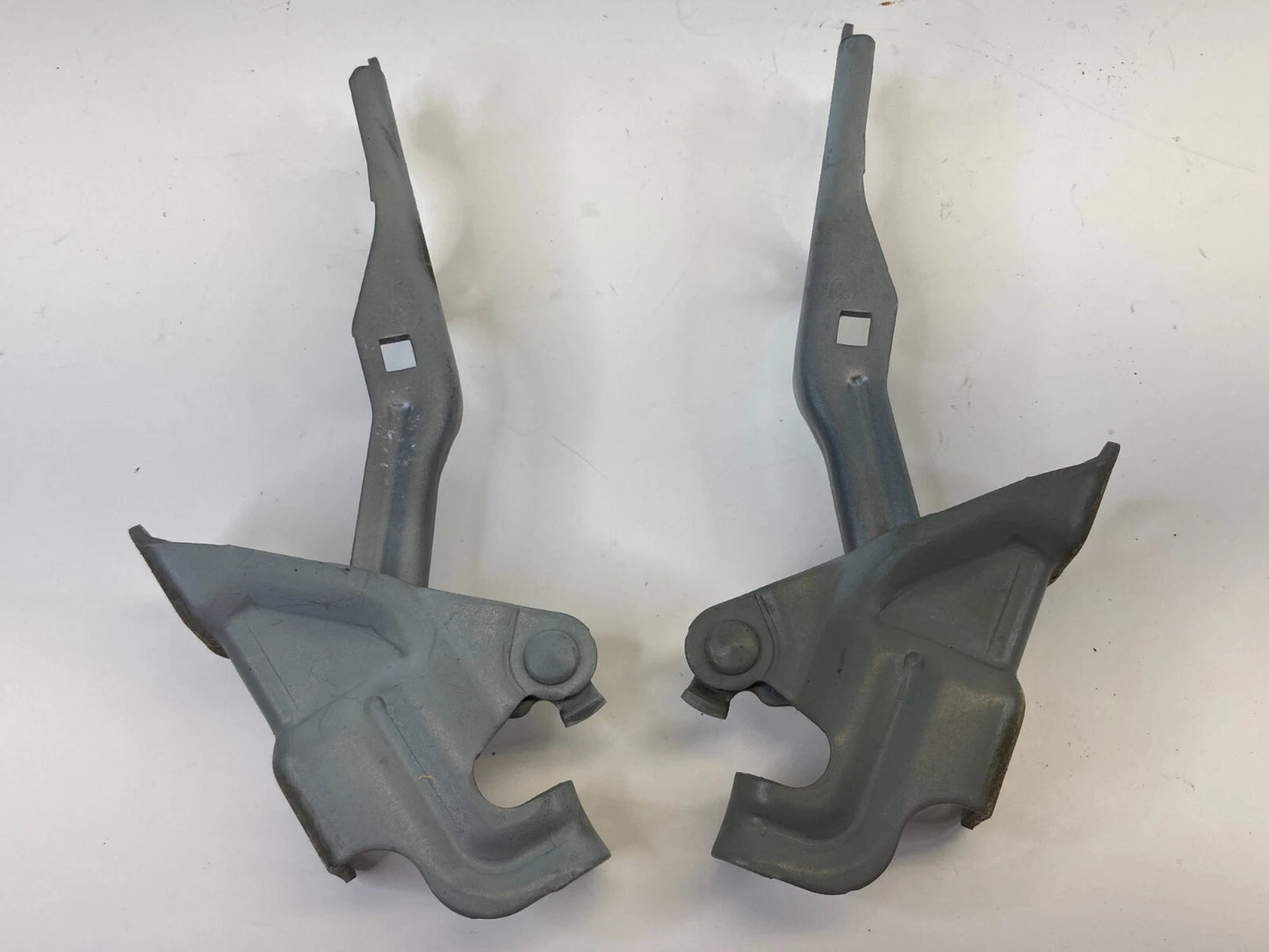 2007-2012 MAZDA CX-7 CX7 FRONT HOOD HINGE SEAT PAIR LEFT & RIGHT ASSY OEM