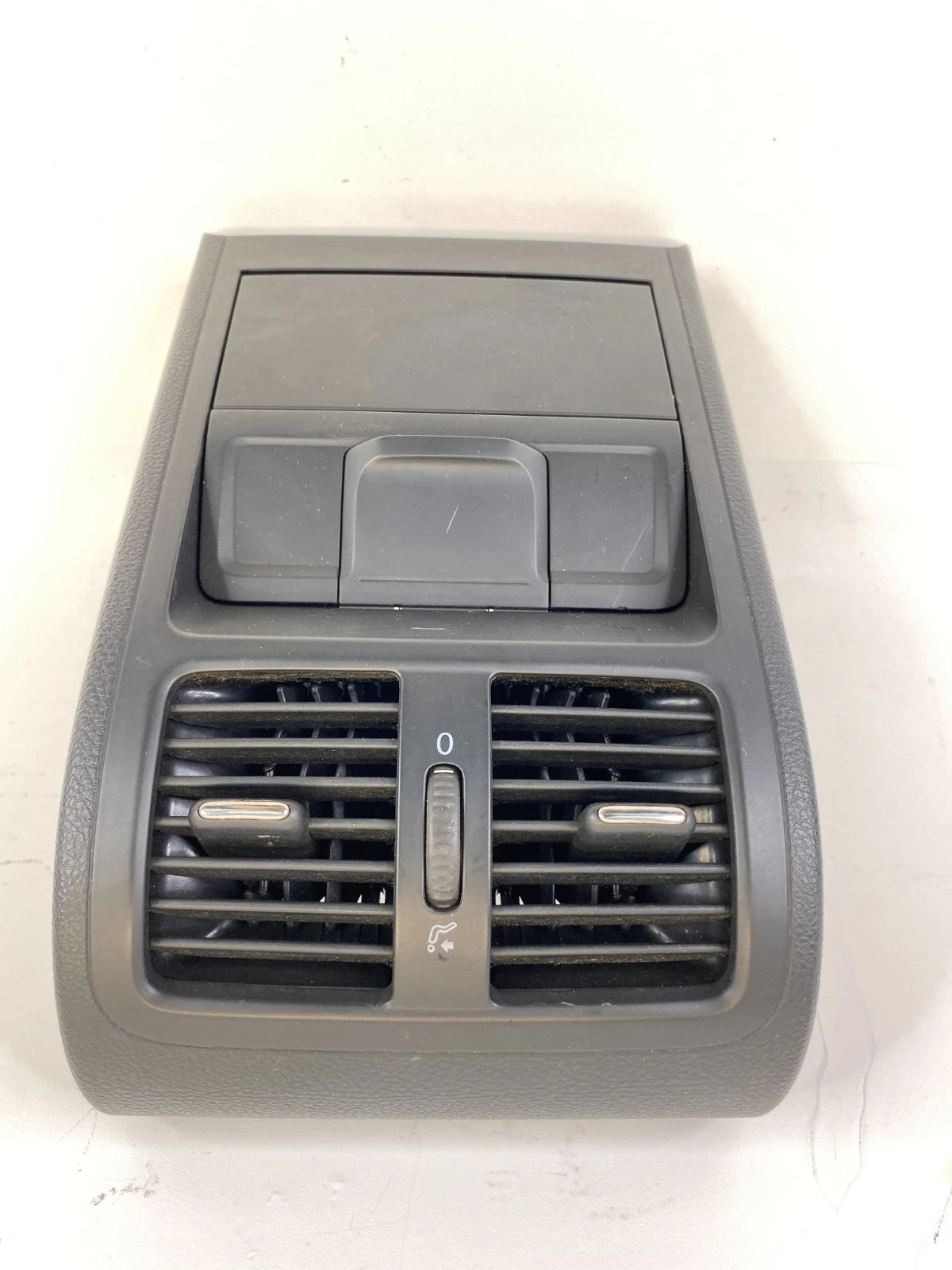 2011-2017 VOLKSWAGEN CC REAR CENTER PANEL W/ AIR VENT & POWER OUTLET 3C0864298