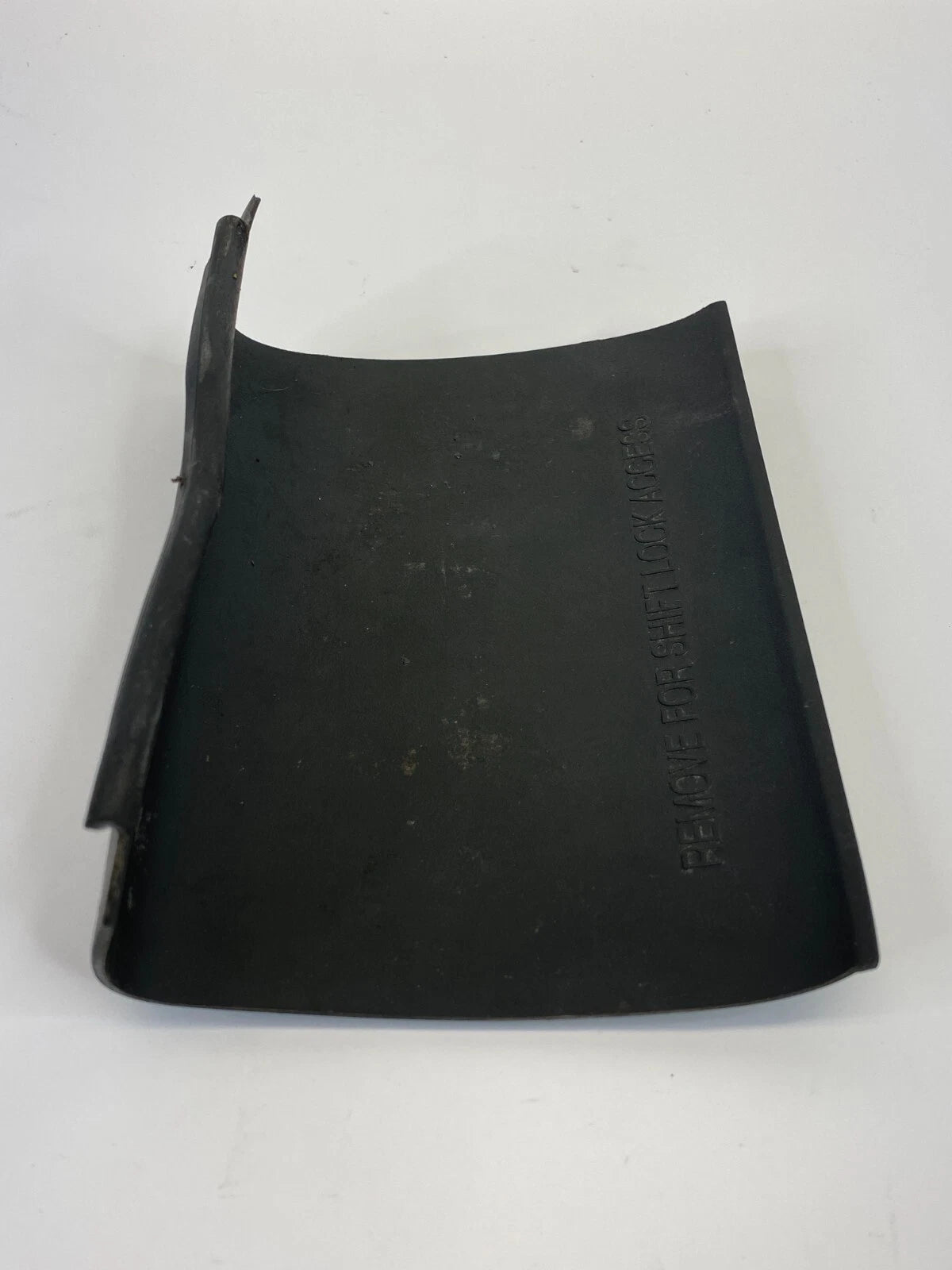 2000 CADILLAC DEVILLE RUBBER MAT COVER TOP 25656259 OEM