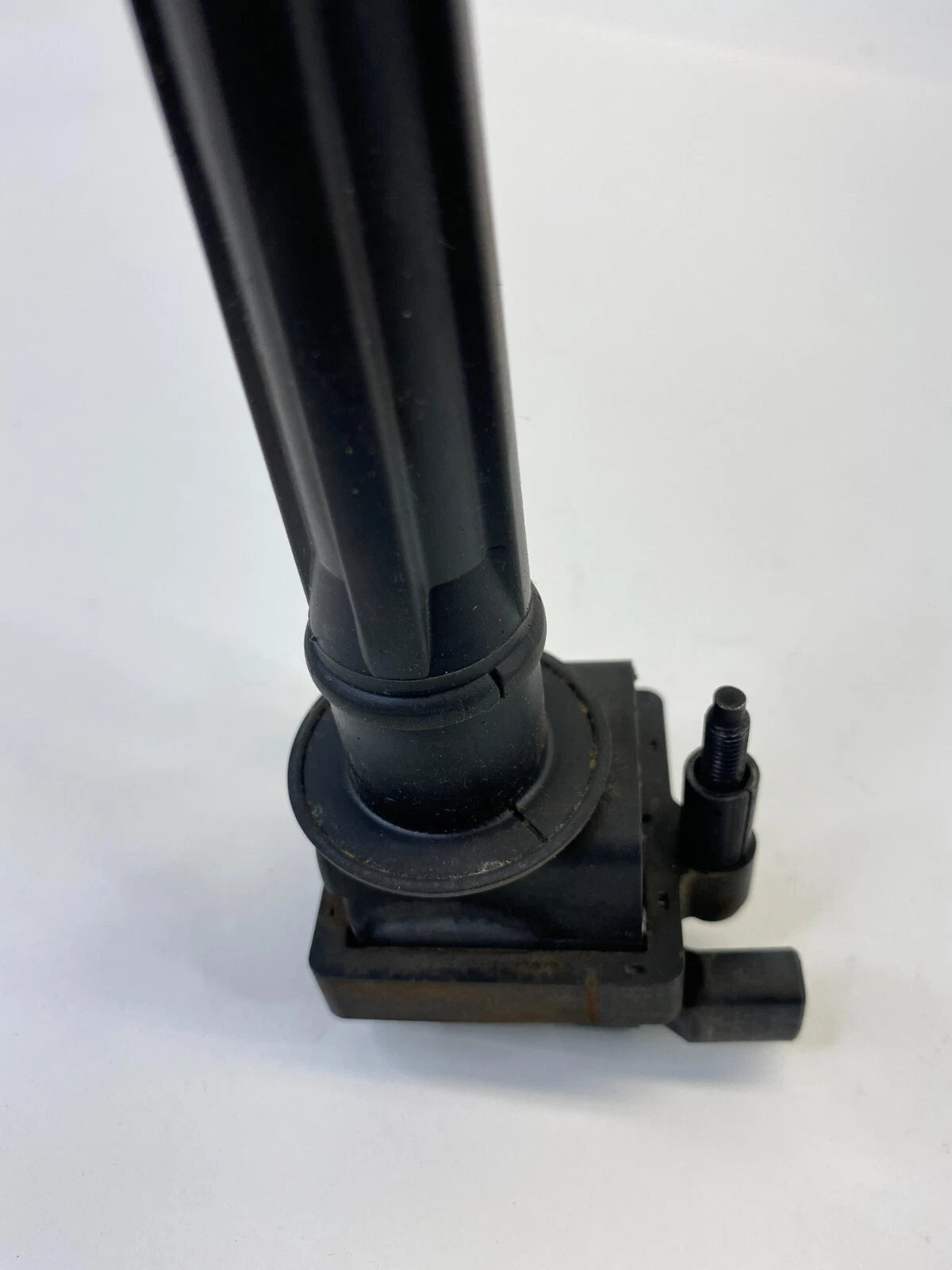 2005 05 DODGE MAGNUM 3.5L A/T ENGINE DIRECT IGNITION COIL IGNITER 04609088A OEM