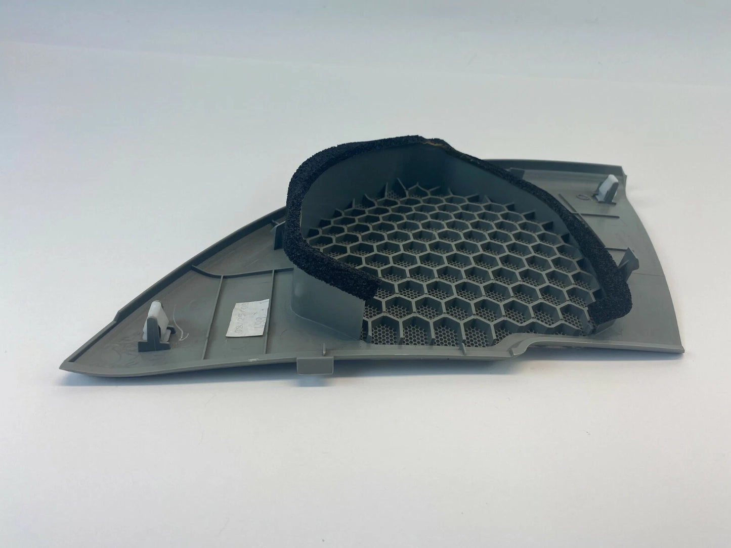 05-10 HONDA ODYSSEY REAR LEFT SIDE SPEAKER GRILLE COVER TRIM 84662-SHJ-A010 OEM