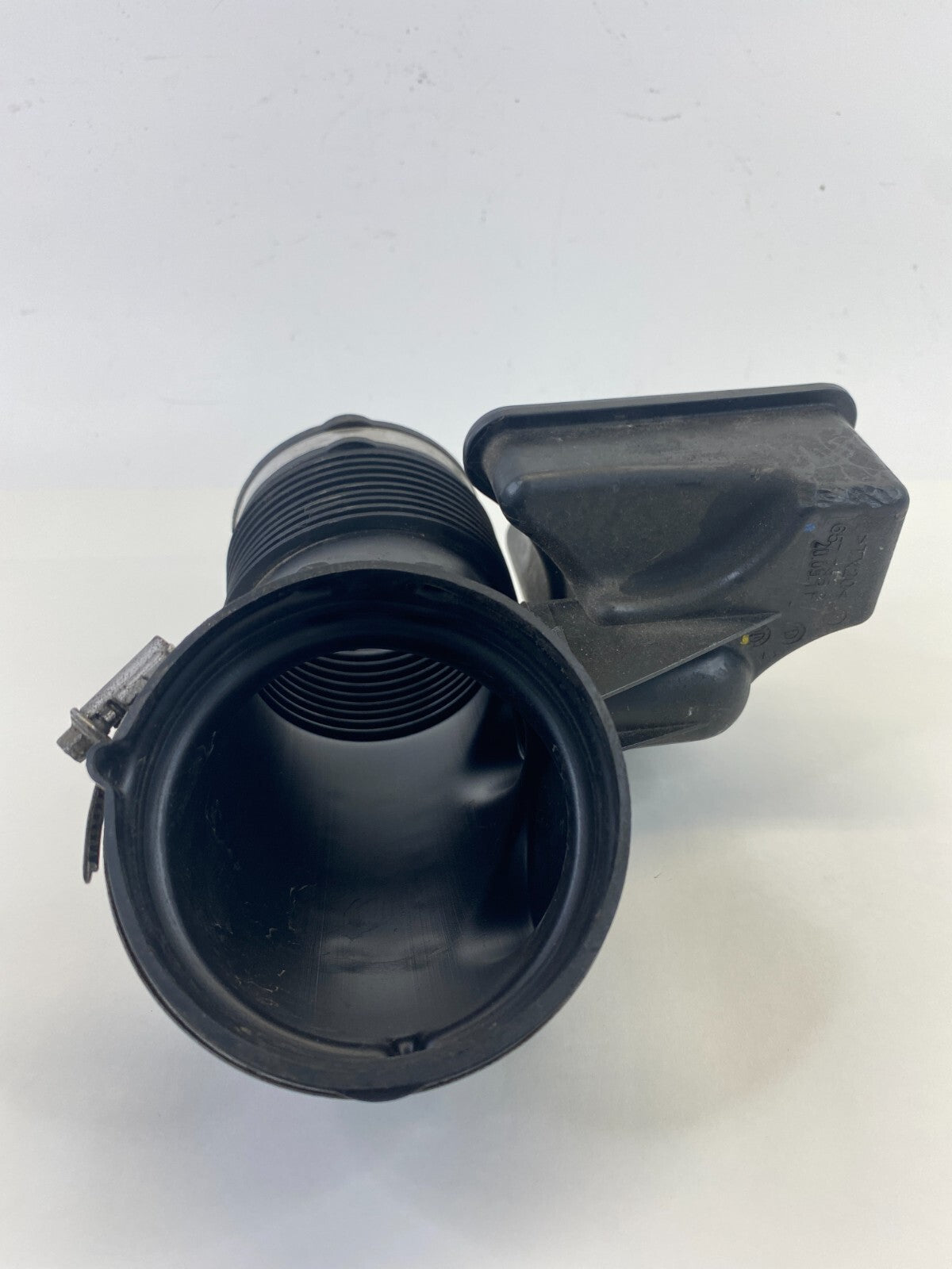 09-13 BMW 328i xDrive 3.0L Air Intake Rubber Hose Tube Duct 1371-7536004-05 OEM