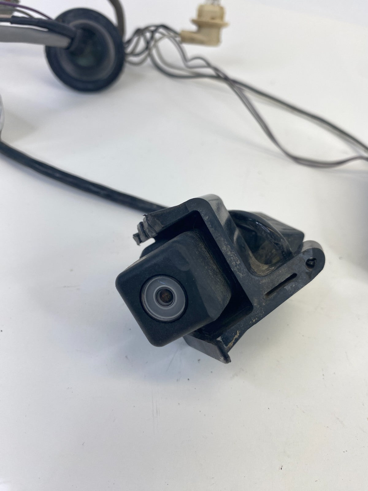 2009-2017 Buick Enclave Rear Liftgate Backup Rear Camera w License Lamp Light