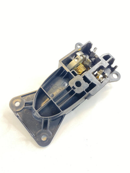 2002-2004 Nissan Altima Rear Right Back Side Interior Door Handle Assembly