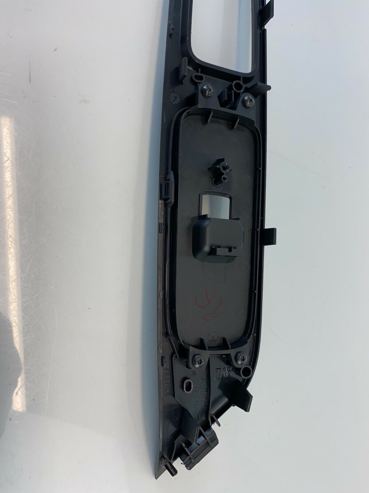 2011-2018 Volvo S60 Front Passenger Side Window Switch Bezel Trim Panel 9123969