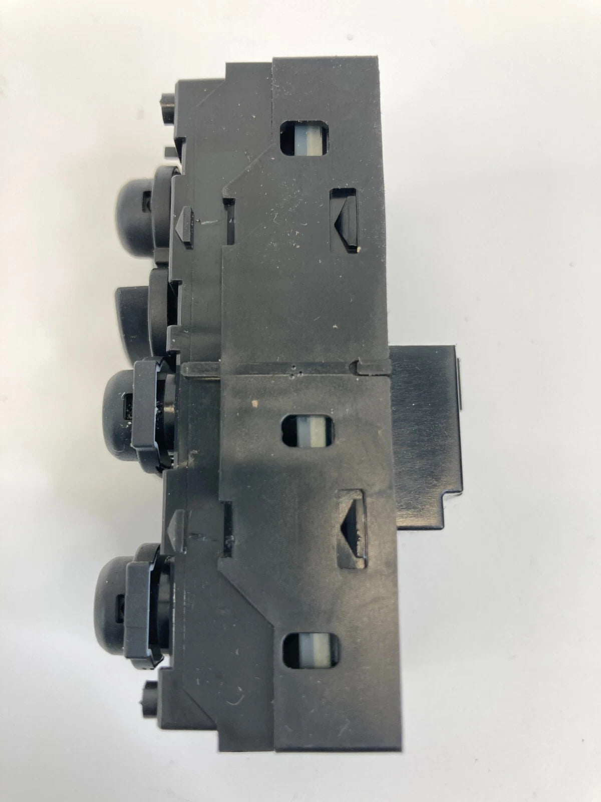 06-09 LAND ROVER RANGE ROVER SPORT REAR LEFT DOOR WINDOW SWITCH YUD501080PVJ OEM
