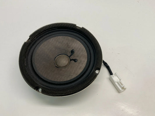 07 08 09 10 KIA RONDO REAR RIGHT SIDE DOOR AUDIO SPEAKER 96330-1D800 OEM