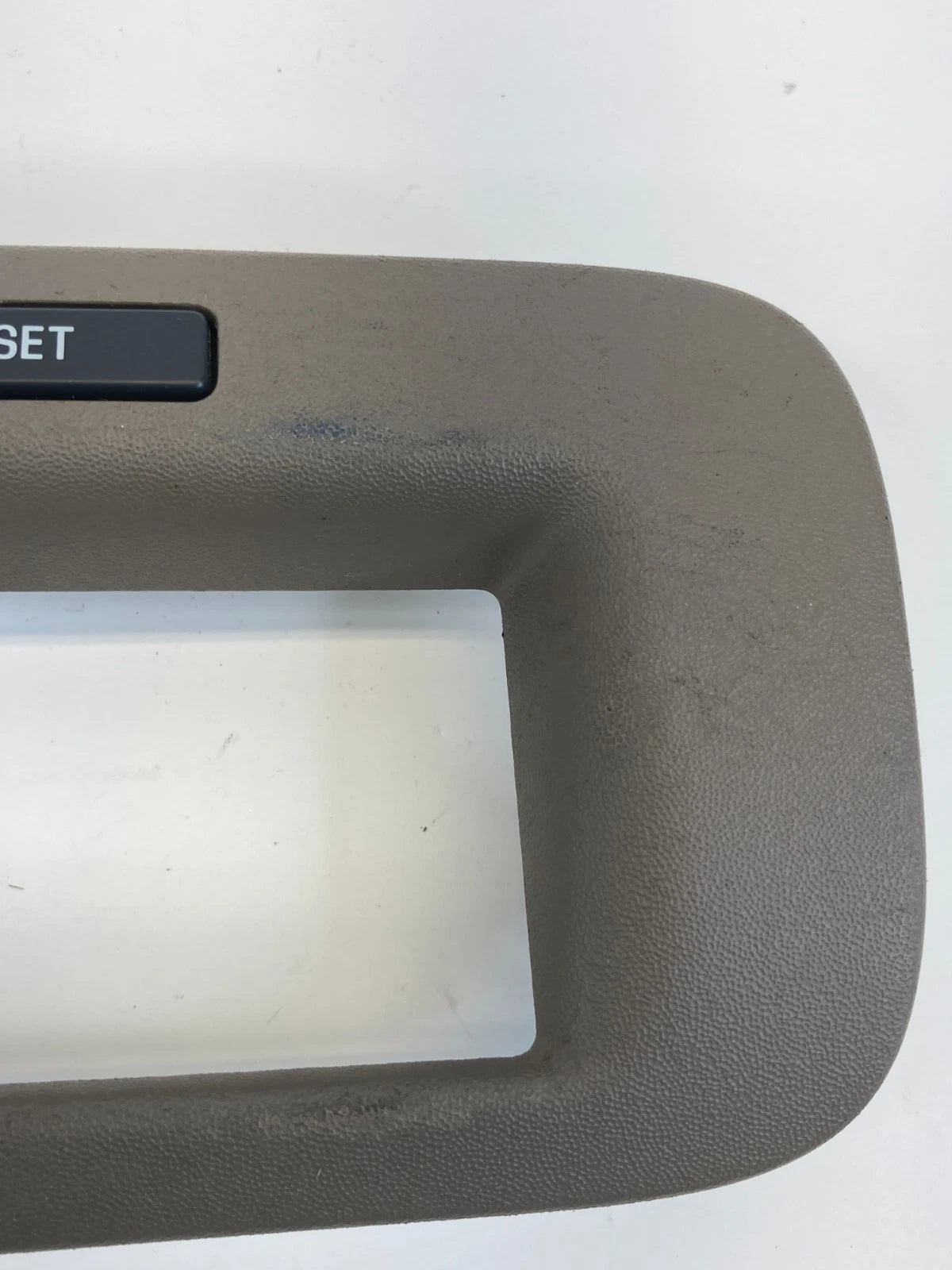 1998-2002 LINCOLN TOWN CAR CLIMATE CONTROL A/C HEATER BEZEL TRIM OEM