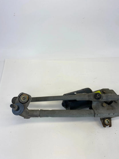 1998-2010 VOLSKWAGEN BEETLE FRONT WINDSHIELD WIPER MOTOR W/ LINKAGE OEM