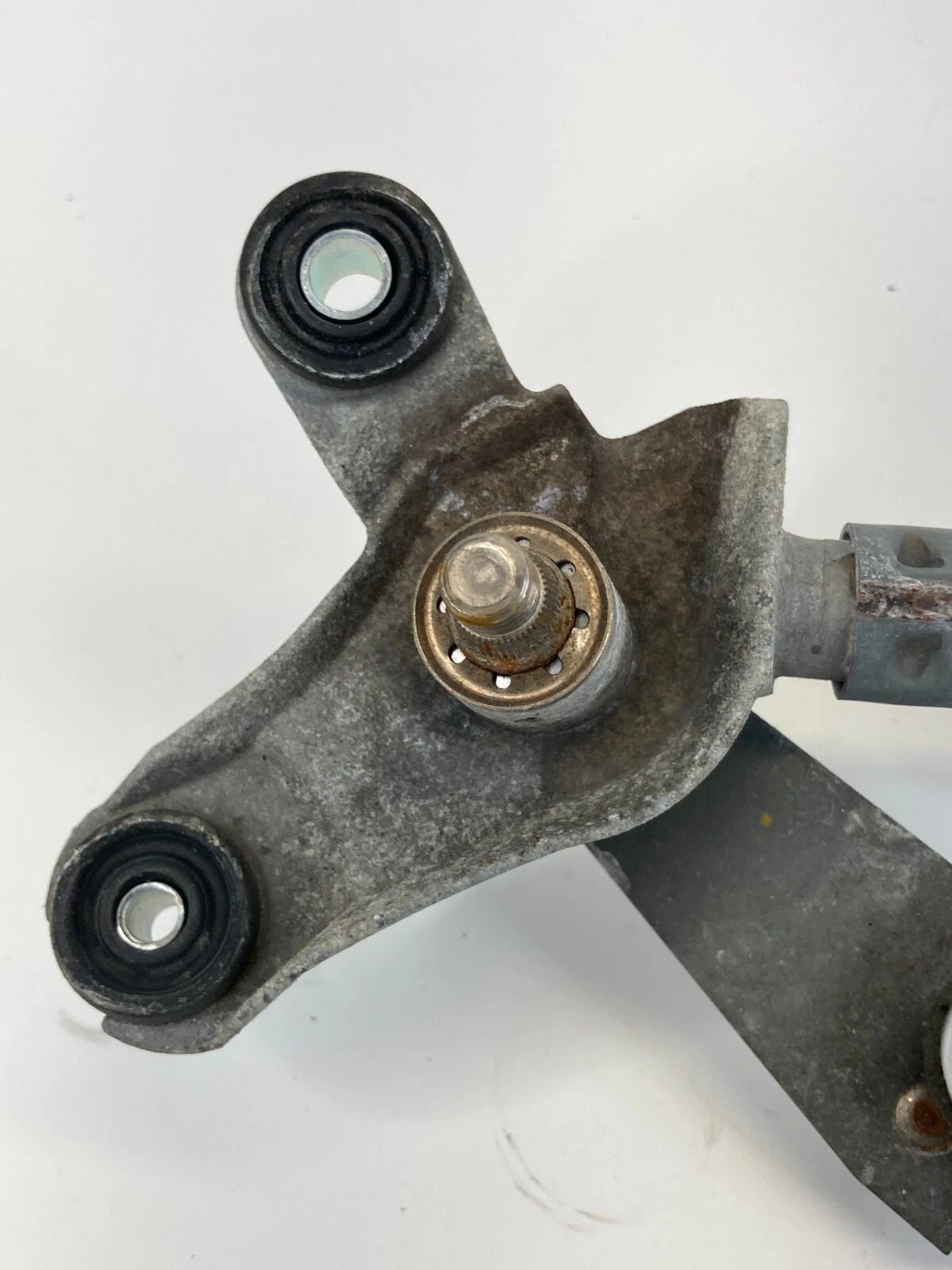 2007-2011 TOYOTA CAMRY FRONT WINDSHIELD WIPER MOTOR & LINKAGE 85110-06060 OEM