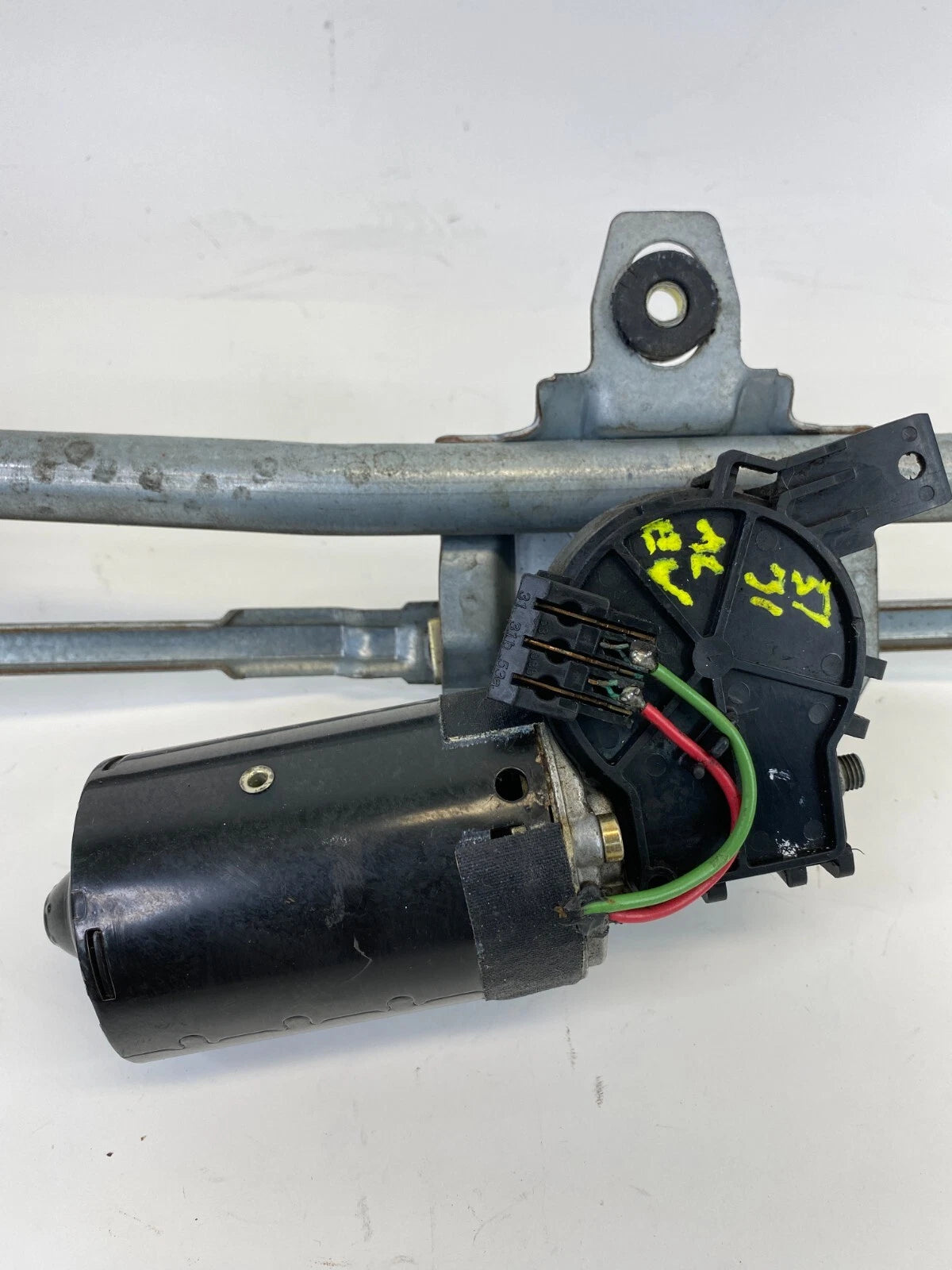 1999-2006 VOLKSWAGEN JETTA GOLF FR WINDSHIELD WIPER MOTOR W/ LINKAGE 1J1-955-023