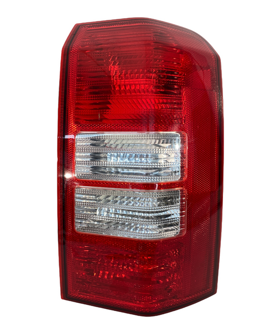 07 2007 Jeep Patriot Rear Right Passenger Side Tail Light Taillight Halogen OEM