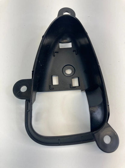07-11 TOYOTA CAMRY FRONT RIGHT SIDE INNER DOOR HANDLE COVER BEZEL 69277-06030