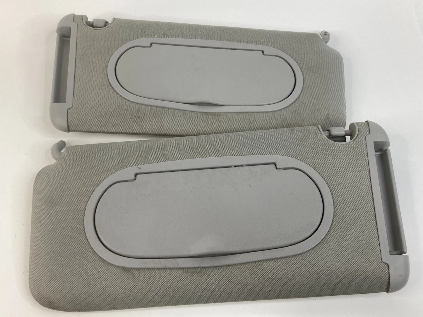 2004-2007 CHEVROLET MALIBU W/O SUNROOF FRONT LEFT RIGHT SUNVISOR SUN VISOR SET