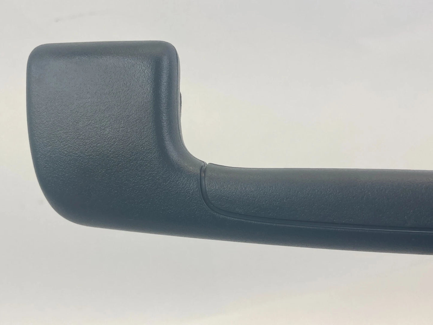 2006-2011 CADILLAC DTS REAR RIGHT SIDE ROOF INNER GRAB GRIP HANDLE ASSIST OEM