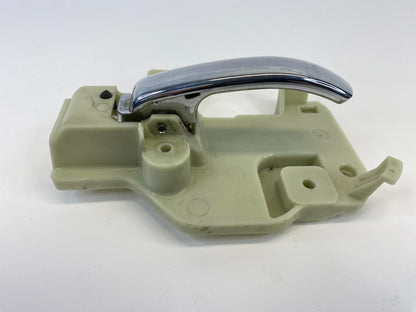 2009-2017 Jeep Patriot Front Left Side Inner Interior Door Handle Assy OEM
