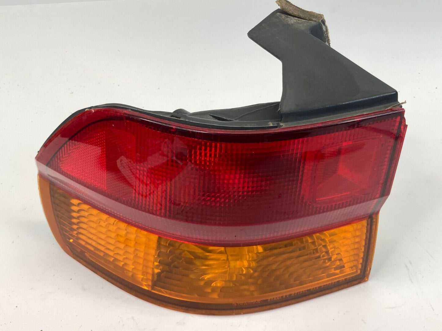 1999-2001 Honda Odyssey Rear Left Side Tail Light Outer Taillight Assembly OEM