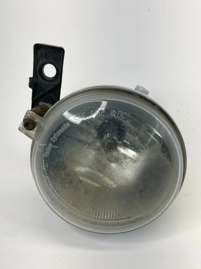 2005 2006 2007 JEEP LIBERTY FRONT BUMPER FOG LIGHT LAMP 613B-5882-0042 OEM