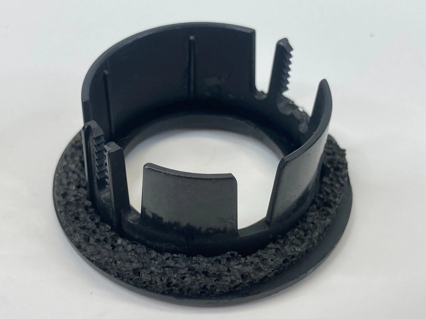 2009 2010 DODGE JOURNEY A/T IGNITION SWITCH SURROUND RING COVER TRIM BEZEL